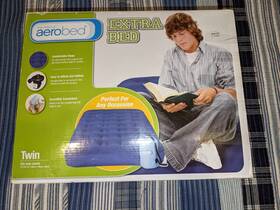 9678 Aerobed The Original Twin Size Inflatable Mattress With Pump