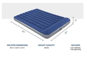 1067934usx21 Bestway 12 Inch Tritech Queen Air Mattress With Built-in Pump