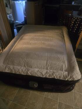 Bestway 6073696 Queen Air Bed Inflatable Mattress Built-in Pump Beige Brown Pvc 20in
