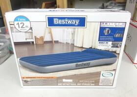 67935e Bestway Softtop Inflatable Air Mattress Built In Pump 74 Inch X 39 12 High New