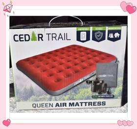 Cedar Trail 041979208646 Queen-size Air Mattress With Pump New In Box