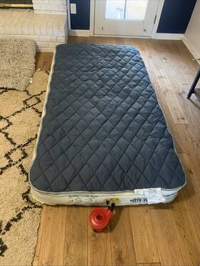 2000033206 Coleman Quickbed Airbed Air Mattress Twin Size Single High Used Old Stock