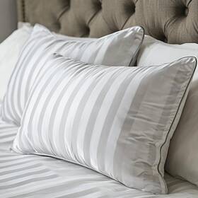 K206633 Hotel Grand Luxury Feather Down Pillows King Size Set Of 2 Pack Hypoallergeni