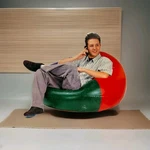 Vintage 2001 Intex Beanless Bag Inflatable Vinyl Red/green Chair Nos Retired. Fixed Price $450.00.