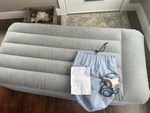 Simmons Beautyrest Express Bed Air Mattress And Pump. Preowned Twin. Fixed Price $36.10.