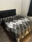 Queen Frame With Zinus Spa Sensations Serenity 8" Memory Foam Mattress,. Fixed Price $215.00.